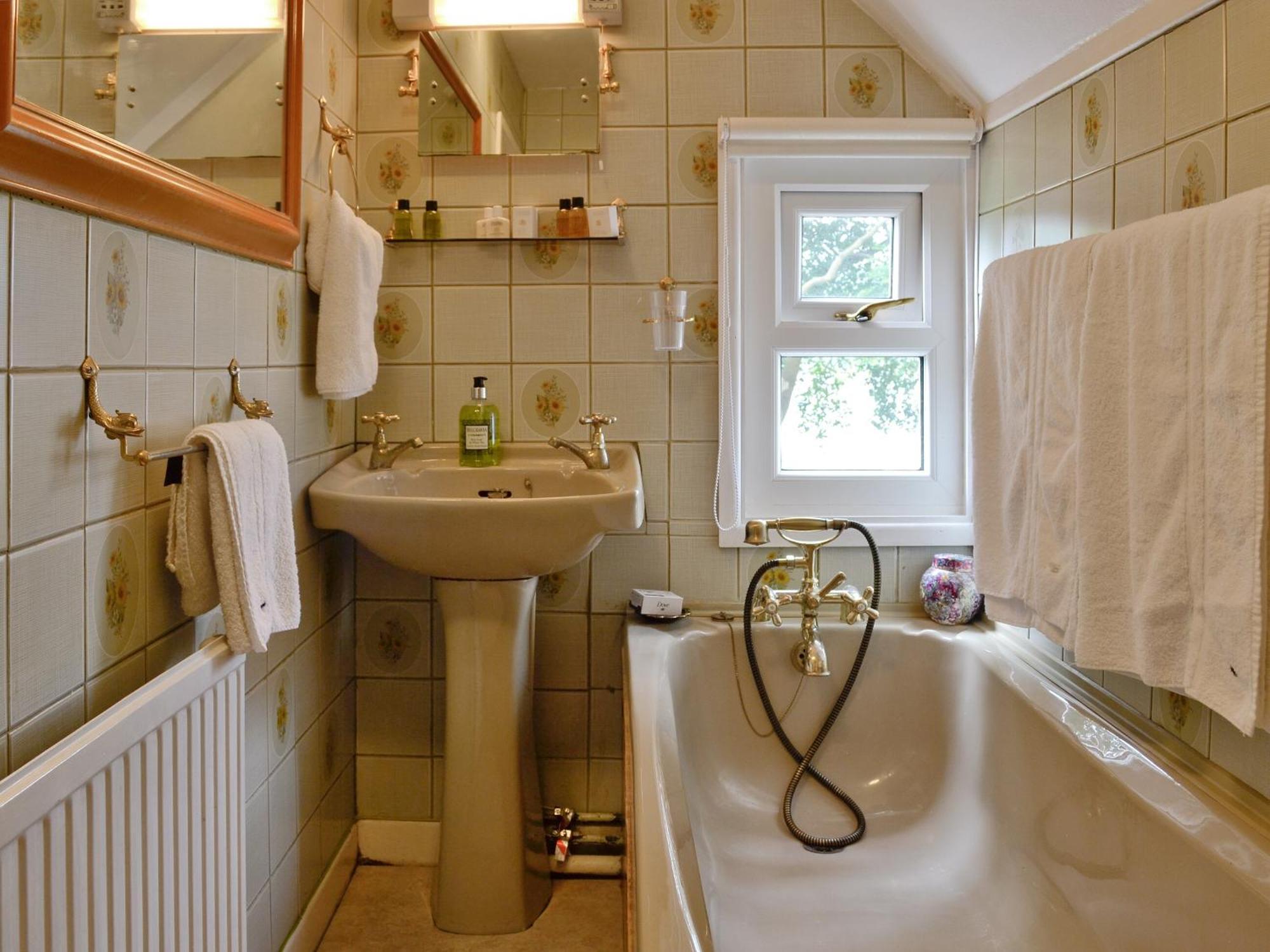 Y Bwthyn Villa Бала Екстериор снимка